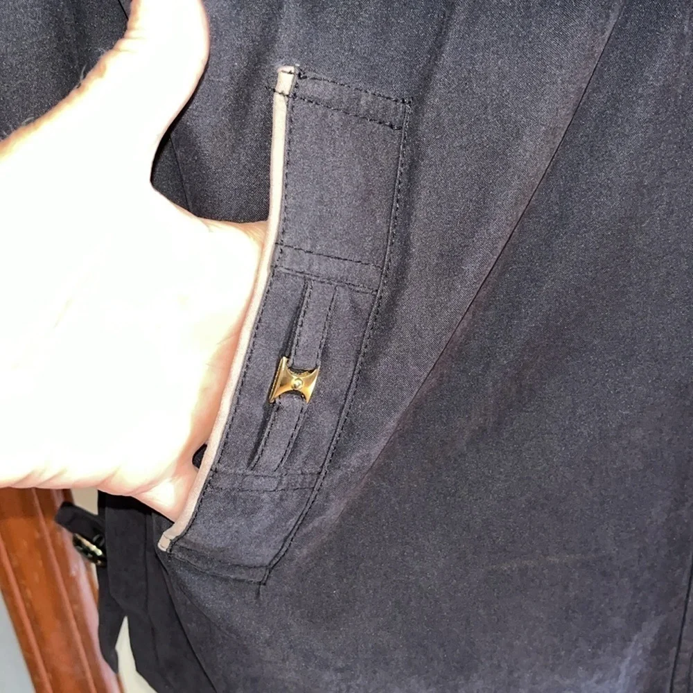 VTG-Hudson Place-M-black-Removable lining hooded jacket/coat with cinched waist.